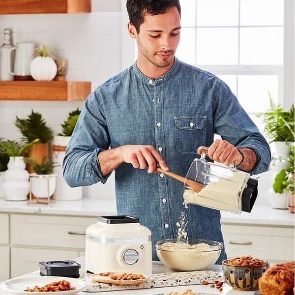 Блендер стаціонарний KitchenAid Artisan K400 Creamy (5KSB4026EAC)