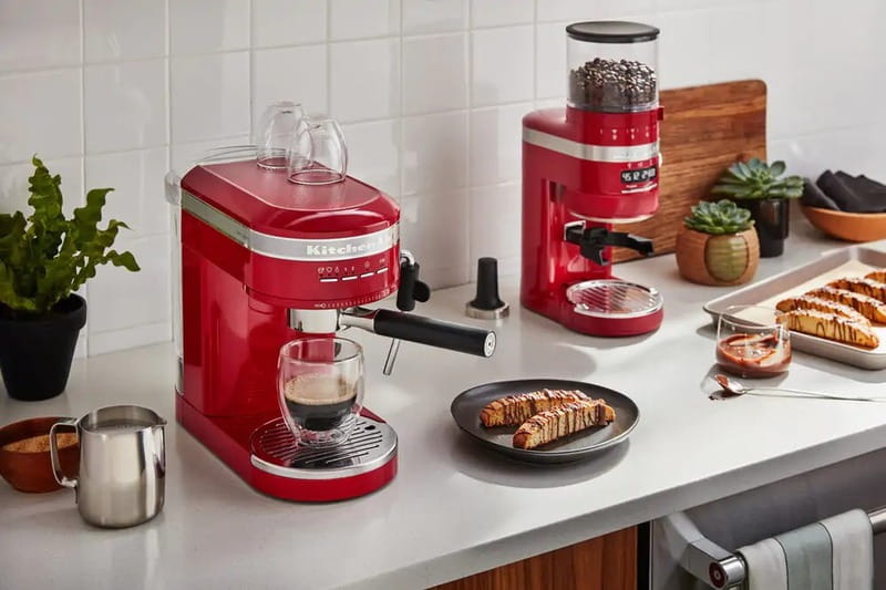 Кофемолка KitchenAid Artisan 5KCG8433EER Red