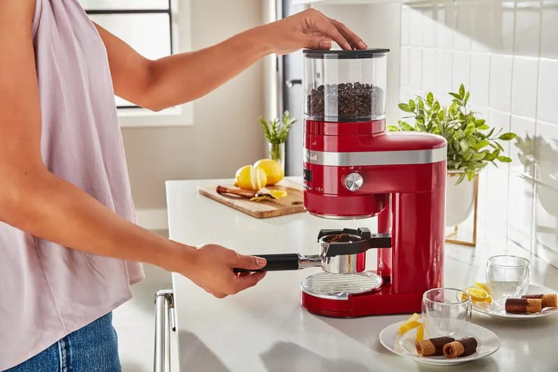 Кофемолка KitchenAid Artisan 5KCG8433EER Red