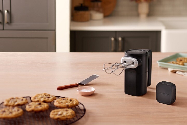 Миксер KitchenAid Cordless 5KHMR762BM Matte Black