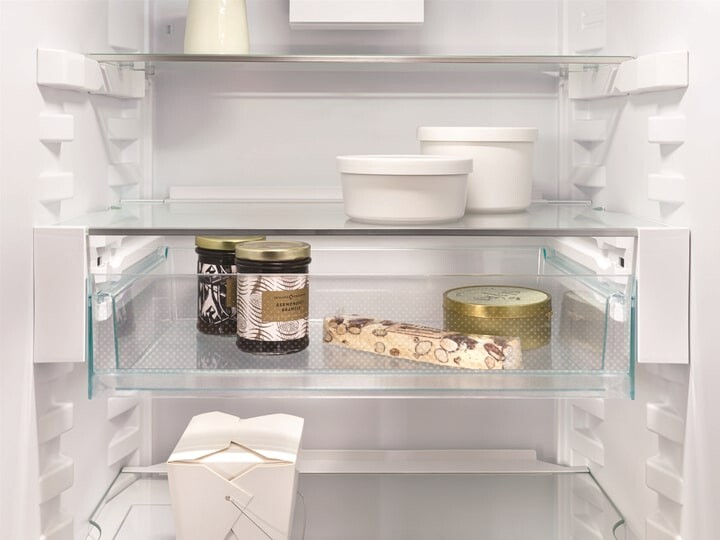 Холодильник Liebherr CNd 7723 Plus