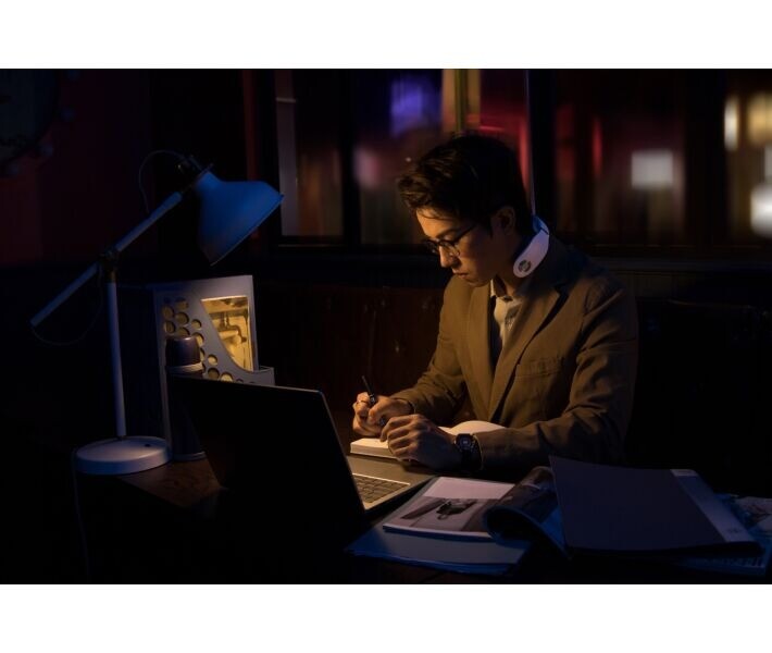 Масажер для шиї SKG 4098