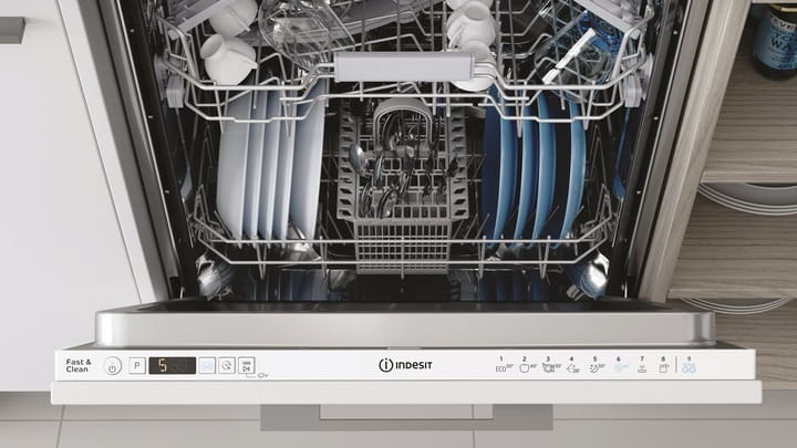 Вбудована посудомийна машина Indesit D2I HD524 A