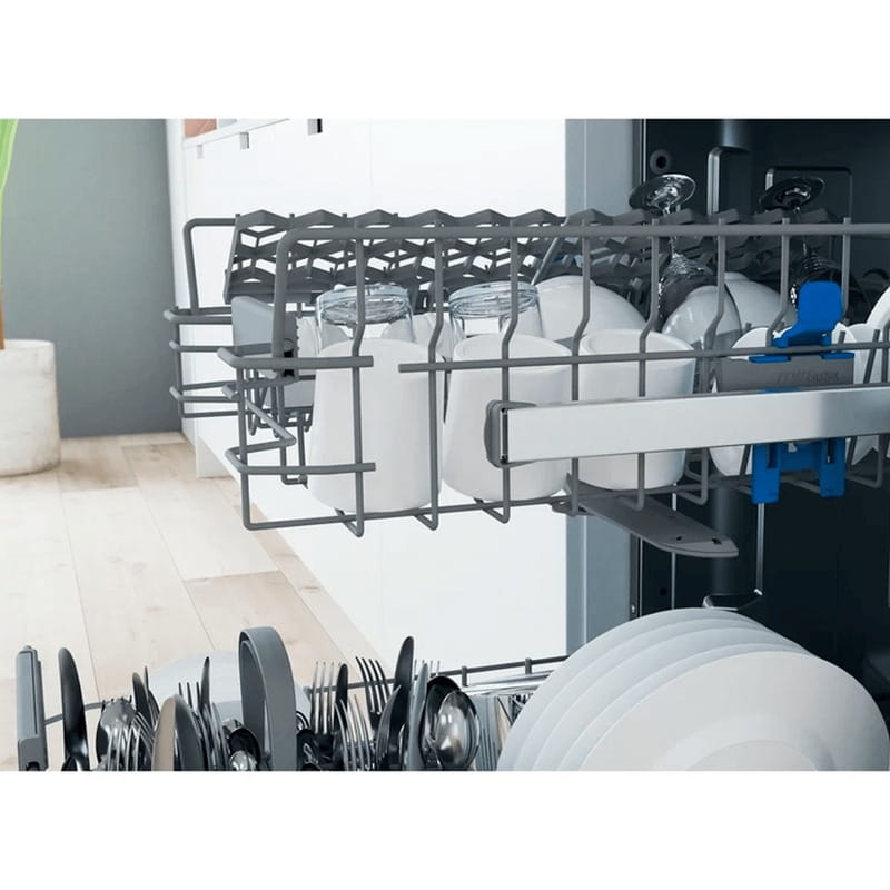 Встраиваемая посудомоечная машина Indesit DSIC3M19