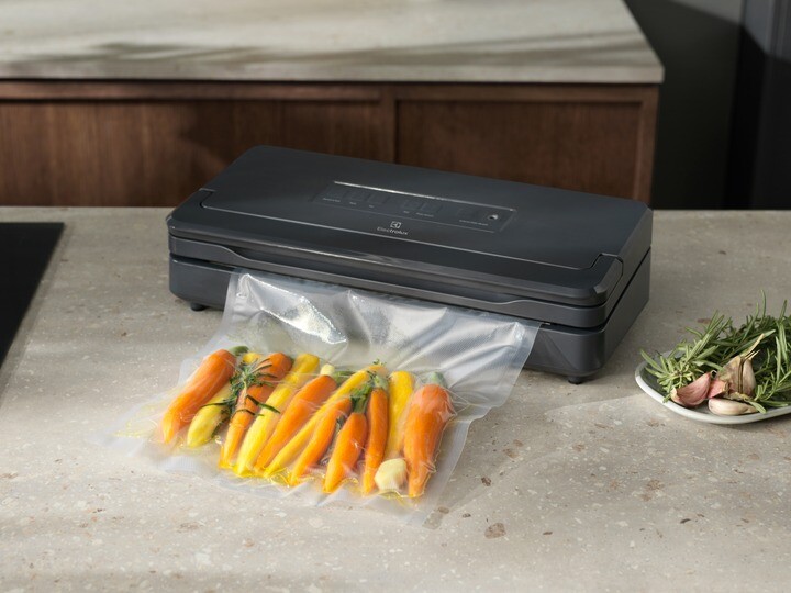 Рулон с пакетами для вакуумування Electrolux EVSRR1