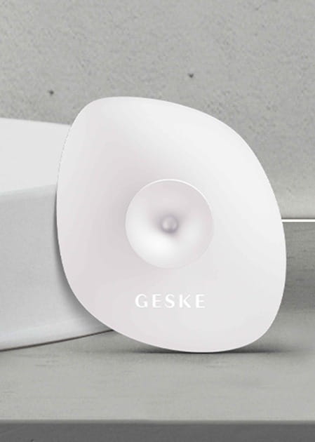 Щітка для обличчя Geske Facial Brush 4 в 1 з тримачем Starlight (GK000038SL01)