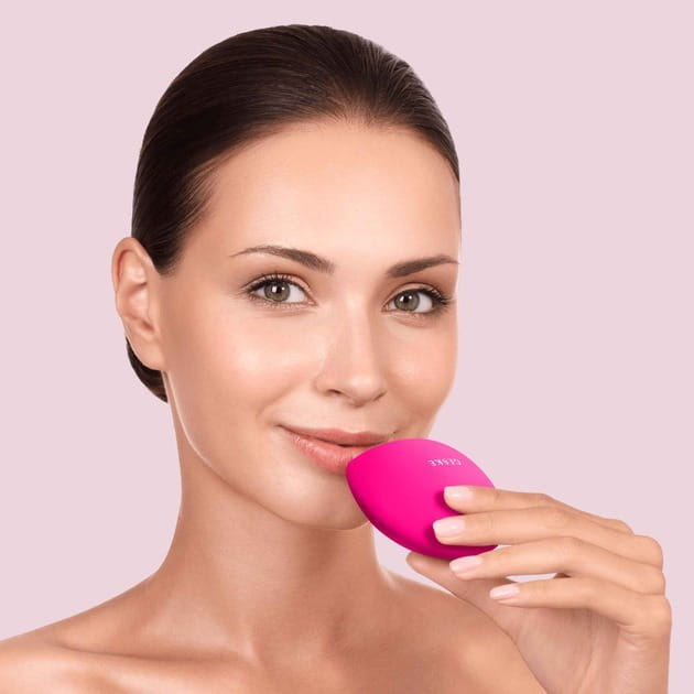 Устройство для увеличения объема губ Geske Lip Volumizer & Booster 4 в 1 S Magenta (GK000054MG01)