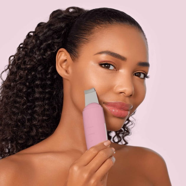 Микротоковый скрабер для кожи и устранения черных точек Geske MicroCurrent Skin Scrubber & Blackhead Remover 9 в 1 Pink (GK000044PK01)