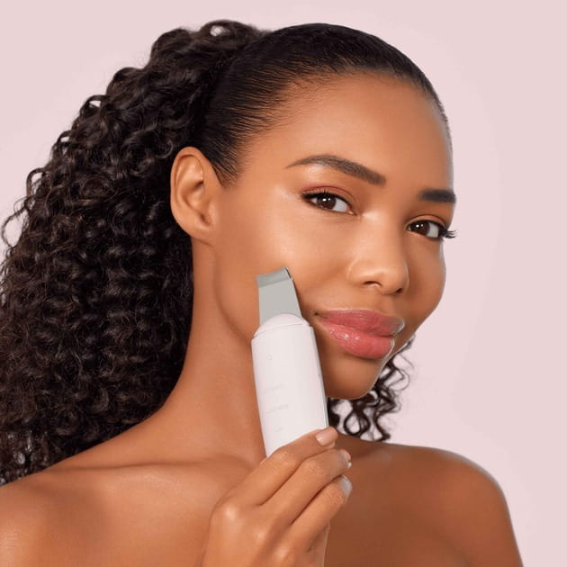 Микротоковый скрабер для кожи и устранения черных точек Geske MicroCurrent Skin Scrubber & Blackhead Remover 9 в 1 Starlight (GK000044SL01)