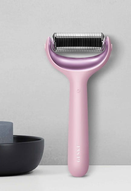 Электронный ролик для лица и тела с микроиглами Geske MicroNeedle Face & Body Roller 8 в 1 Pink (GK000043PK01)