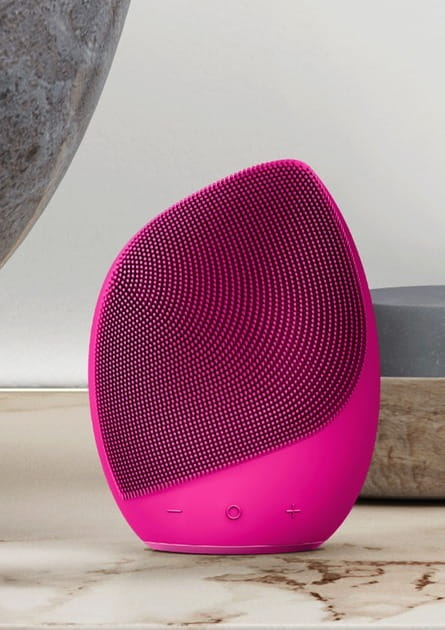 Электронная звуковая щетка для лица Geske Sonic Facial Brush 5 в 1 Magenta (GK000010MG01)