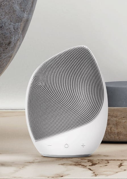 Электронная звуковая щетка для лица Geske Sonic Facial Brush 5 в 1 White (GK000010WH01)