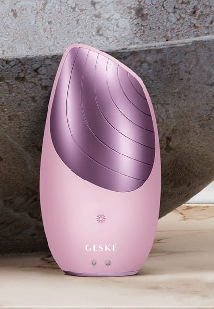 Электронная звуковая термо щетка для лица Geske Sonic Thermo Facial Brush 6 в 1 Pink (GK000007PK01)