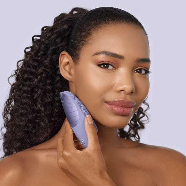 Електронна звукова термо щітка для обличчя Geske Sonic Thermo Facial Brush 6 в 1 Purple (GK000007PL01)