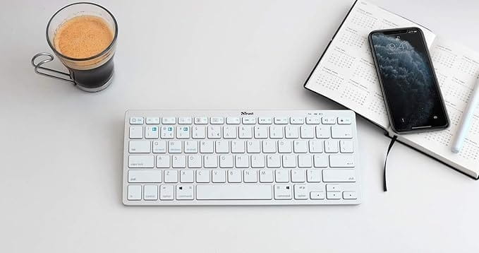 Клавіатура бездротова Trust Bluetooth Basics White (25486)