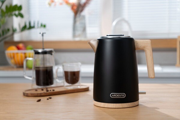 Электрочайник Ardesto EKL-F420BWD