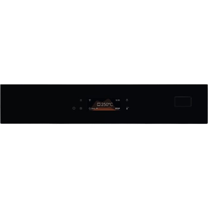 Духова шафа Electrolux EOB8S39WZ