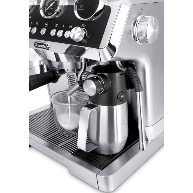 Кавоварка Delonghi EC 9865.M