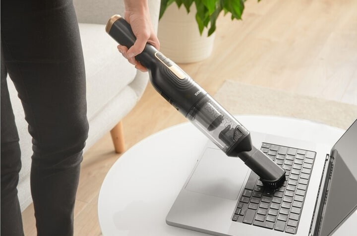 Аккумуляторный пылесос Sencor SVC308BK