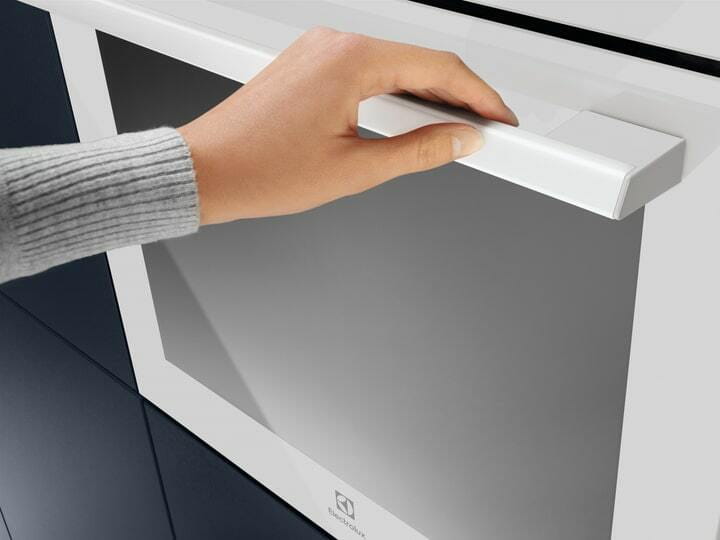 Духова шафа Electrolux EOB7S31V