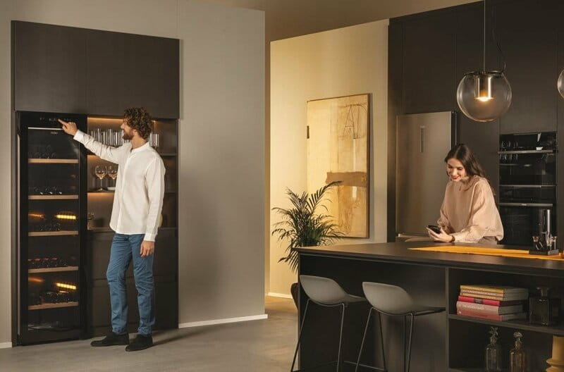 Винный шкаф Haier HWS247GGU1