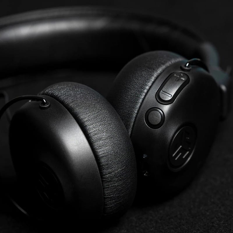 Bluetooth-гарнитура JLab Studio ANC Wireless Black (IEUHBASTUDIOANCRBLK4)