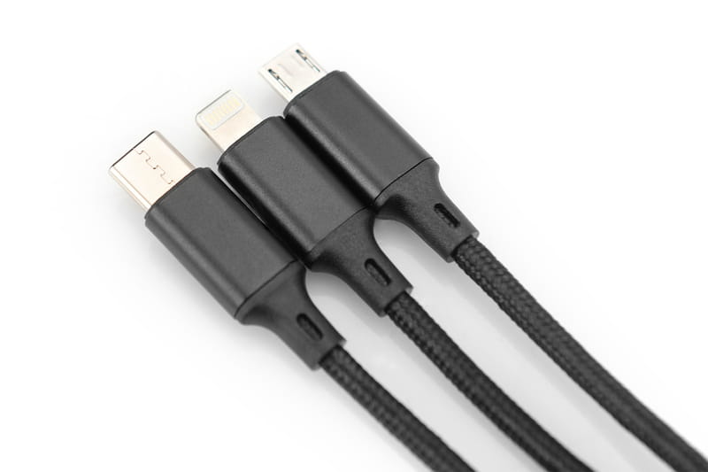 Кабель Digitus USB -  Lightning/USB Type-C/micro USB (M/M), 1 м, Black (AK-300160-010-S)