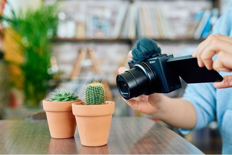Цифрова фотокамера Sony ZV-1 II Black (ZV1M2B.CE3)