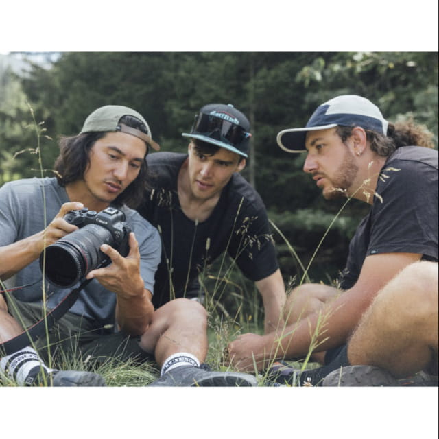 Цифровая фотокамера Canon EOS R6 Mark II + RF 24-105 4.0 L IS (5666C029)