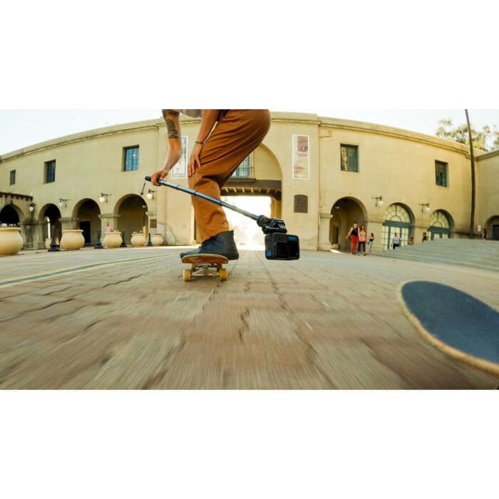 Монопод + водонепроникний пульт GoPro Extension Pole with Waterproof Bluetooth Shutter Remote (AGXTS-002-EU)