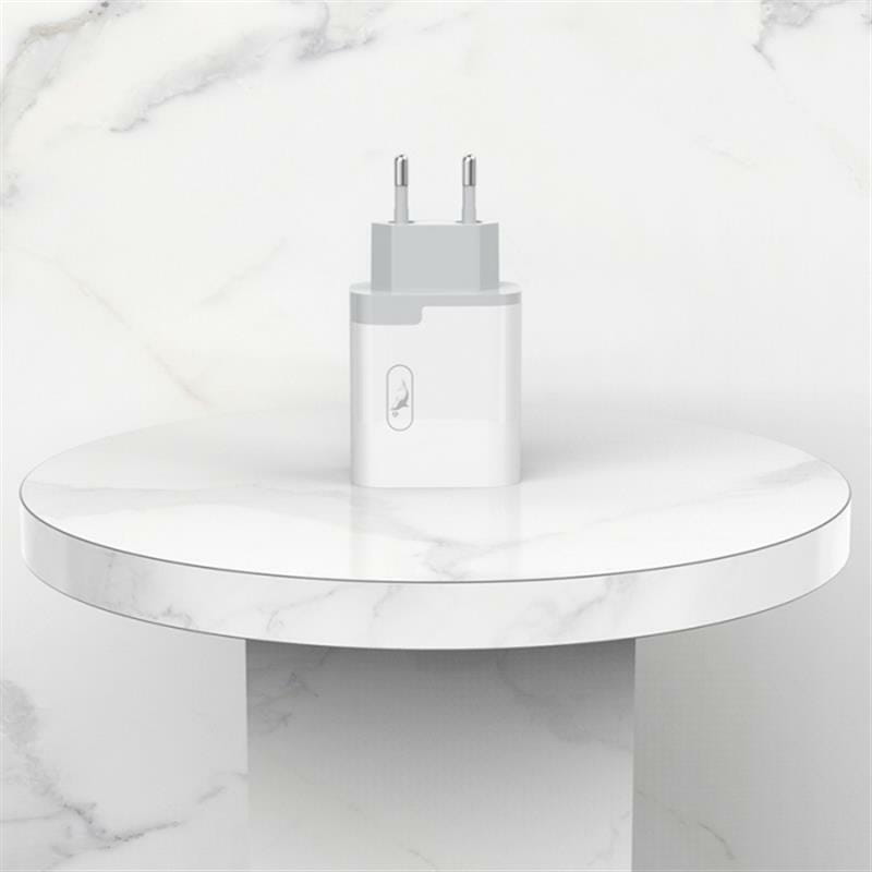 Зарядное устройство SkyDolphin SC17 PD+QC3.0 (USB TYPE-Cx3A + USB TYPE-Ax3A) White (SDMZP-000110)
