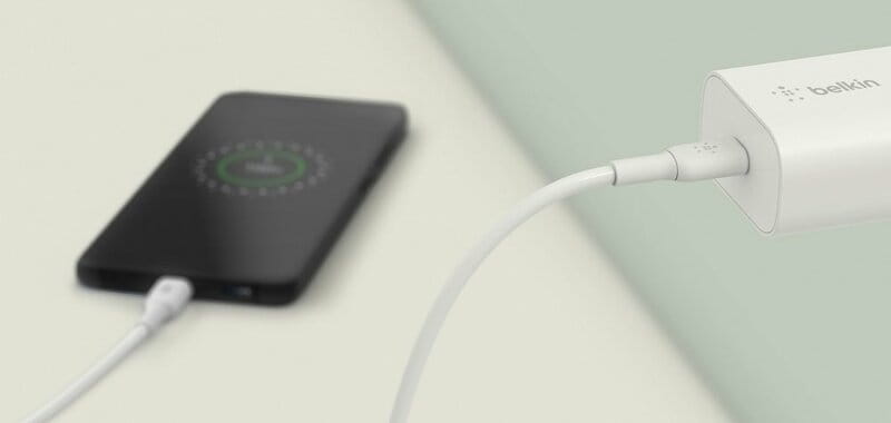 Сетевое зарядное устройство Belkin Home Charger 25W USB-C PD PPS White + кабель Lightning (WCA004VF1MWH-B5)