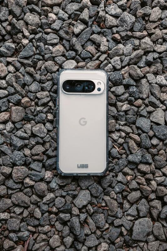 Чохол-накладка Urban Armor Gear для Google Pixel 9 Pro XL Plyo Ice (614460114343)