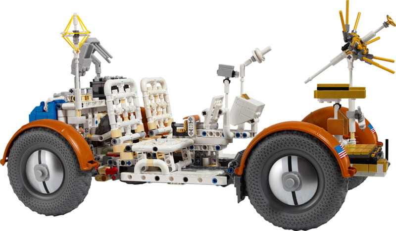 Конструктор LEGO Technic Месячный автомобиль NASA Apollo (42182)