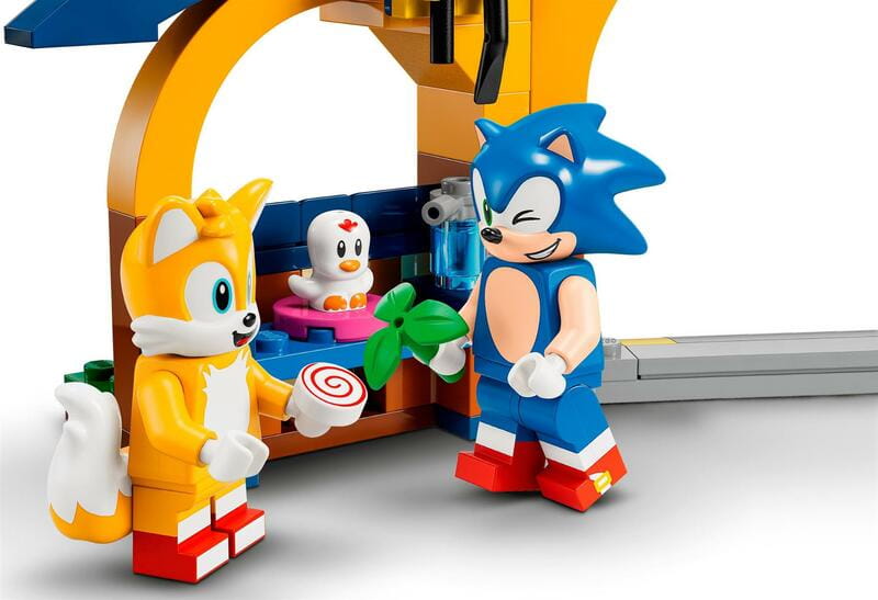 Конструктор LEGO Sonic the Hedgehog Майстерня Тейлз і літак Торнадо (76991)