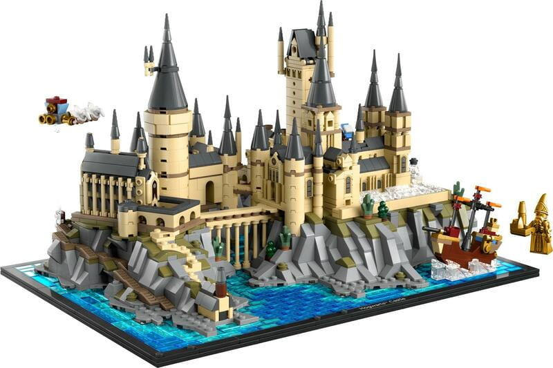 Конструктор LEGO Harry Potter Замок и территория Хогвартса (76419)