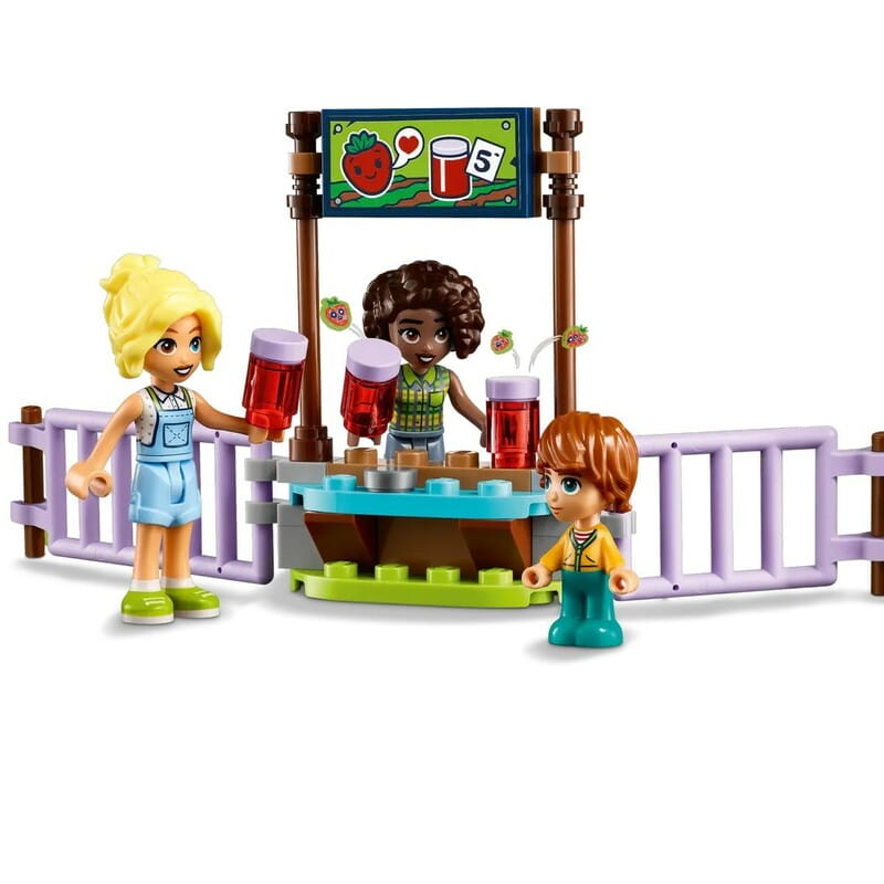 Конструктор LEGO Friends Приют для сельскохозяйственных животных (42617)