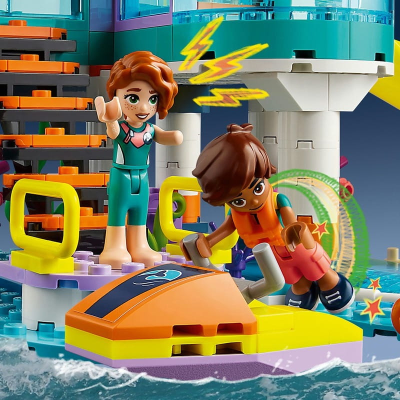 Конструктор LEGO Friends Морской спасательный центр (41736)