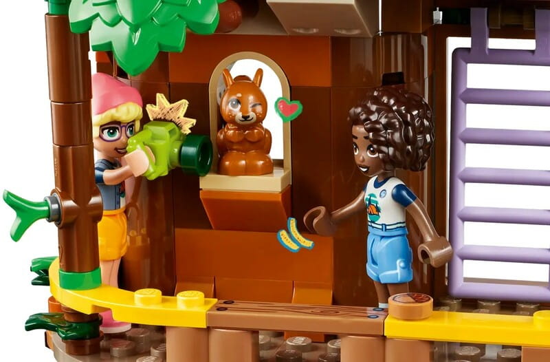 Конструктор LEGO Friends Будиночок на дереві у пригодницькому таборі (42631)