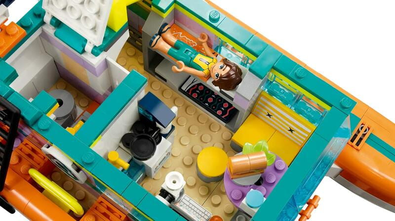 Конструктор LEGO Friends Лодка морской спасательной бригады (41734)