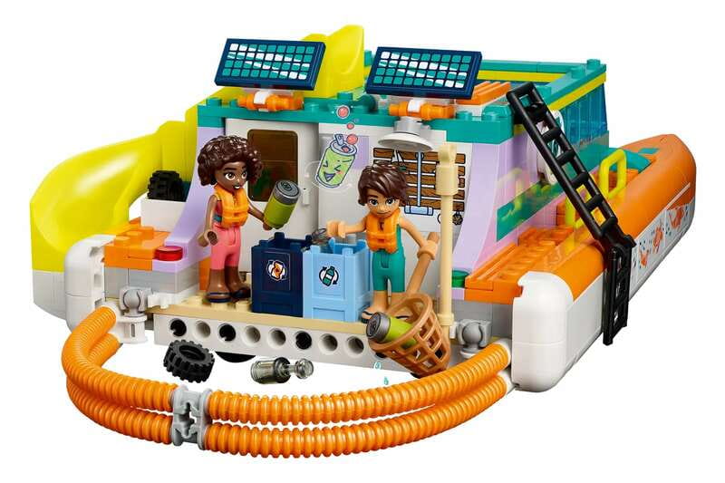 Конструктор LEGO Friends Човен морської рятувальної бригади (41734)