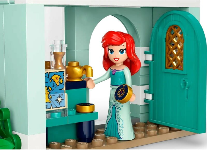 Конструктор LEGO Disney Princess Пригода Діснеївської принцеси на ярмарку (43246)