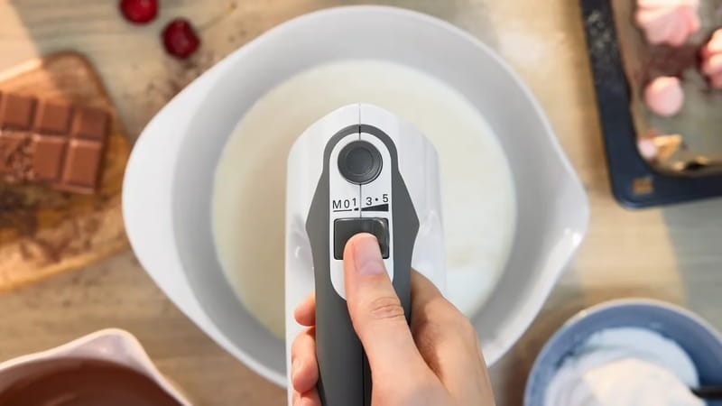Міксер Bosch MFQ37400