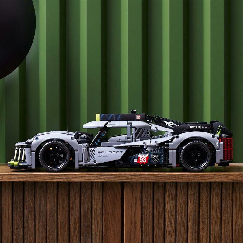 Конструктор LEGO Technic Peugeot 9X8 24H Le Mans Hybrid (42156)