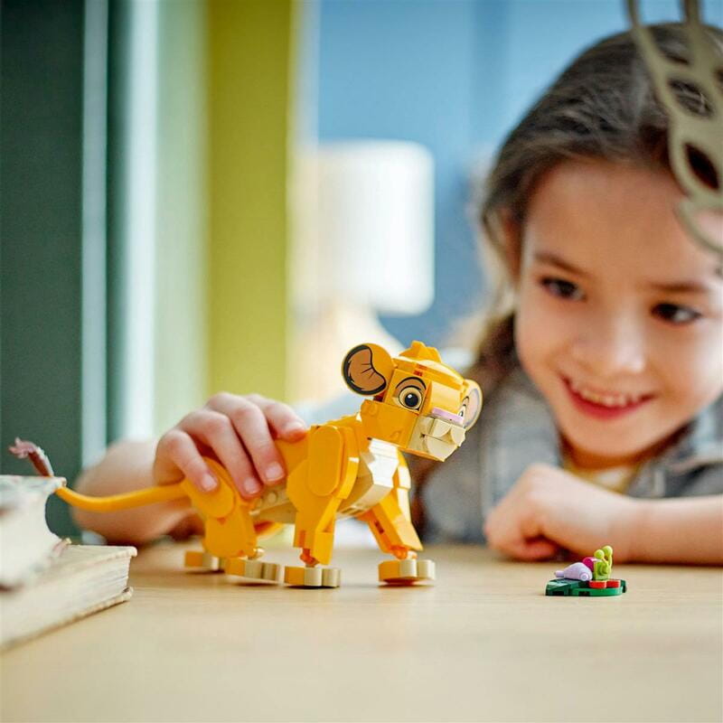 Конструктор LEGO Disney Левеня Сімба (43243)