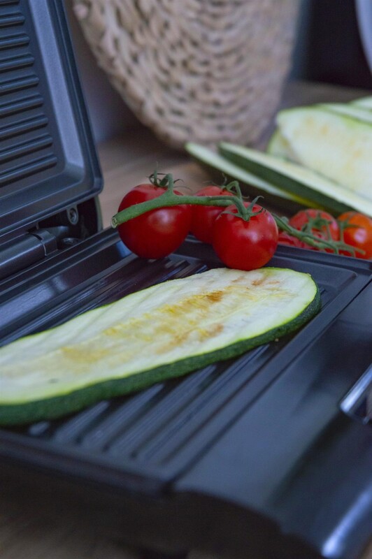 Бутербродниця Magio MG-378