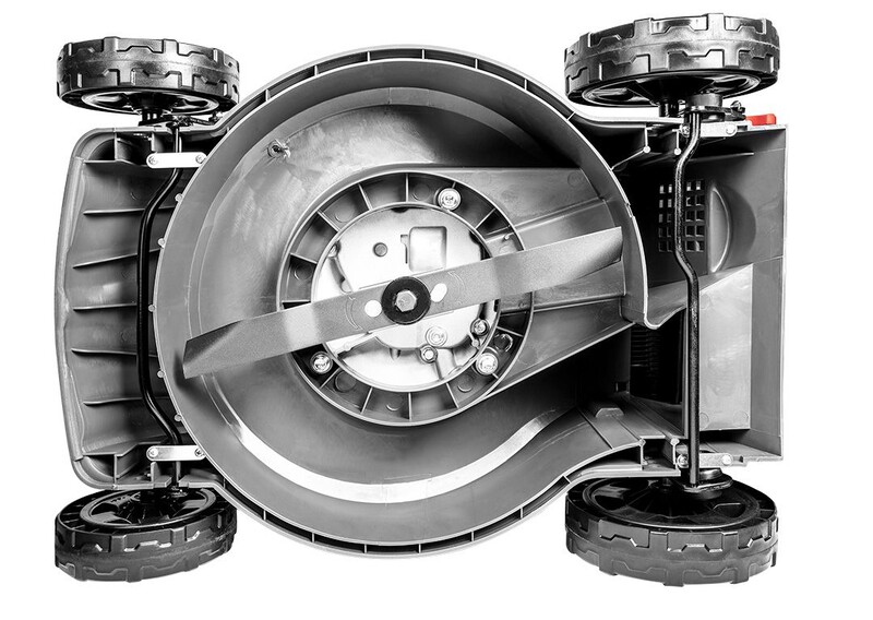 Газонокосарка Graphite 52G670