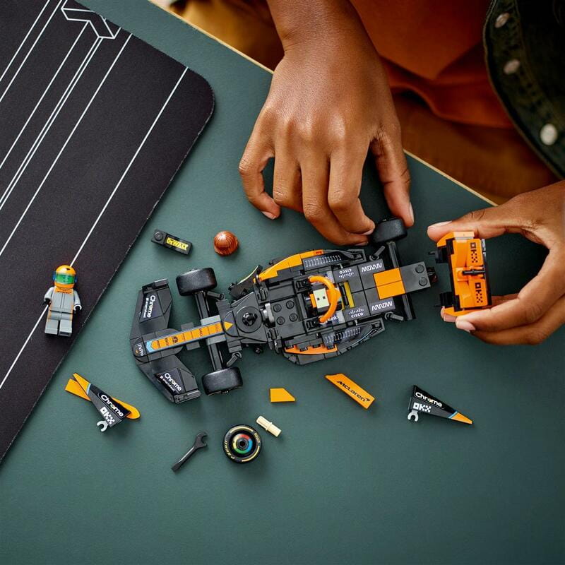 Конструктор LEGO Speed Champions Автомобіль для перегонів 2023 McLaren Formula 1 (76919)