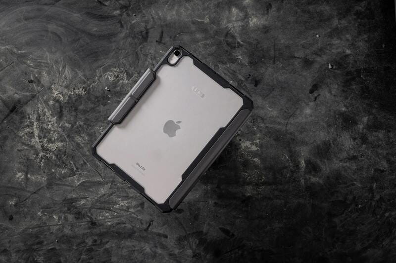 Чохол-книжка Urban Armor Gear Plyo для Apple iPad 11" (6th Gen 2024) Black/Ice (124474114040)