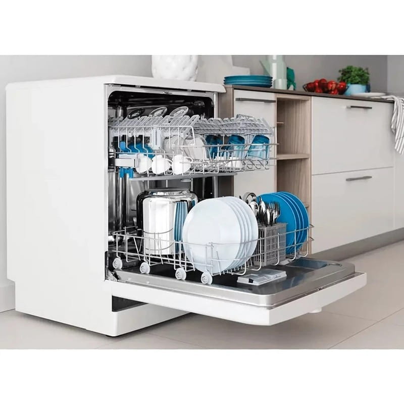 Посудомийна машина Indesit D2F HK26